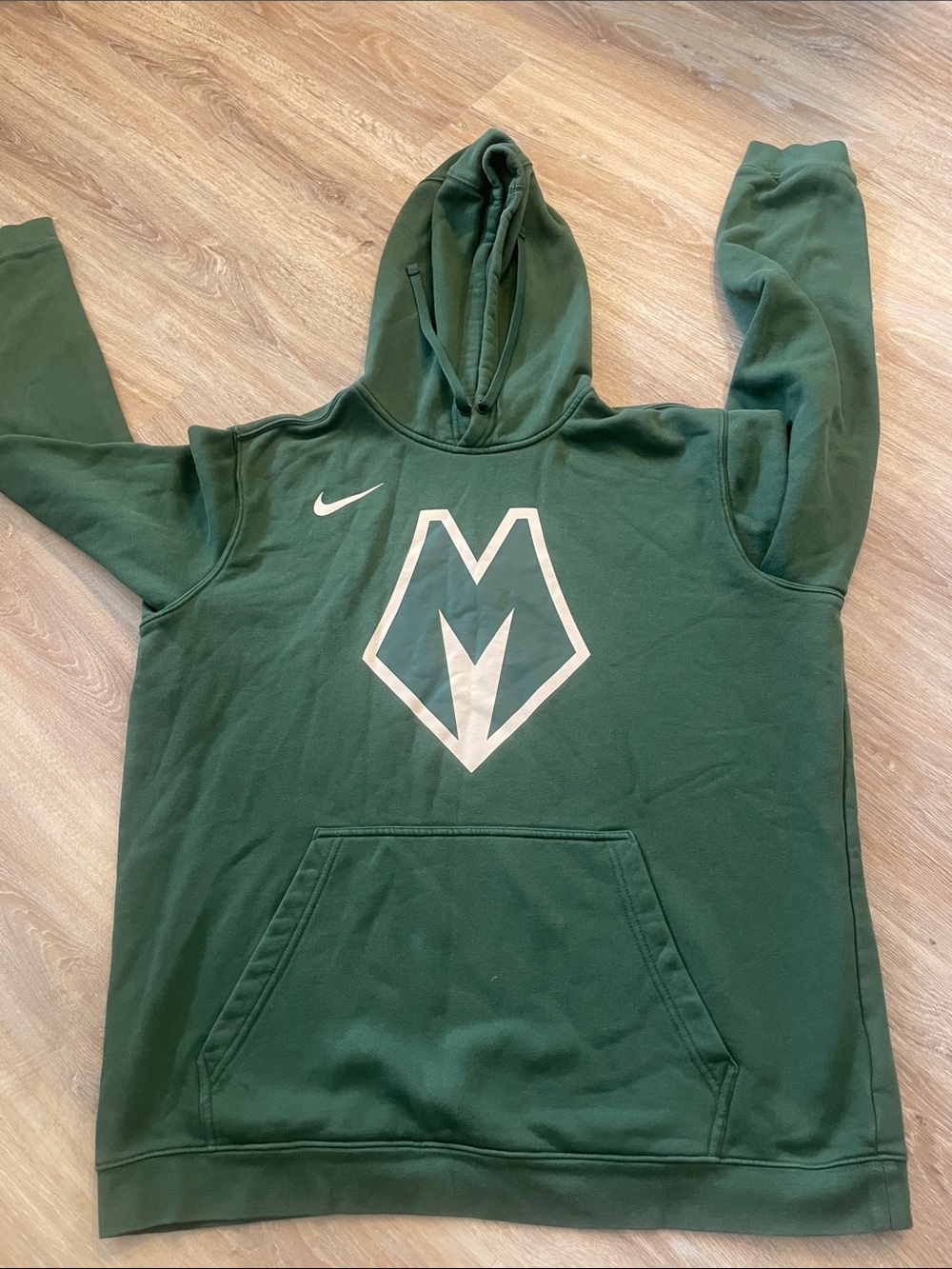 Nike Forest Green Hoodie Milwaukee Bucks